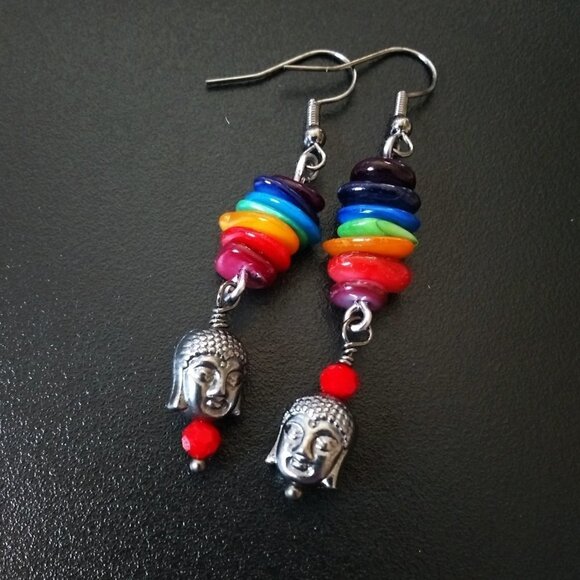 7 Chakra Buddha Dangle Earrings! Unique! Rainbow Colors - Picture 1 of 4
